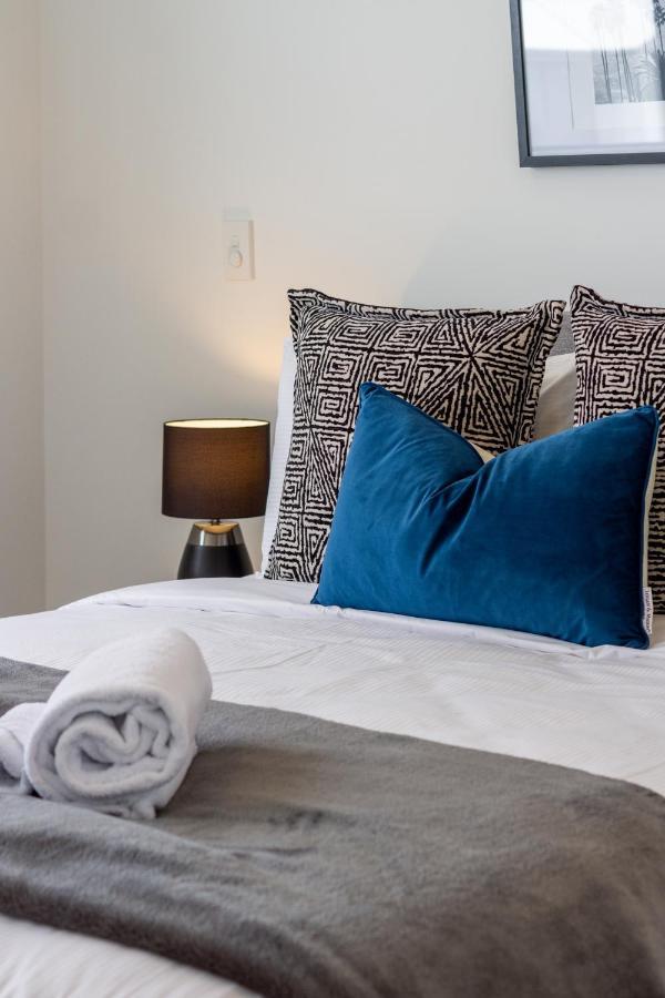 Upper Riccarton Dream - 2 Bed 2 Bath W/Carpark Apartment Christchurch Luaran gambar