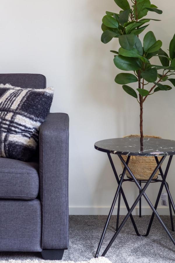 Upper Riccarton Dream - 2 Bed 2 Bath W/Carpark Apartment Christchurch Luaran gambar