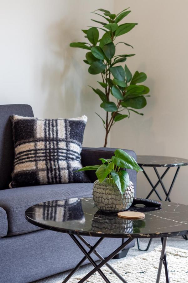 Upper Riccarton Dream - 2 Bed 2 Bath W/Carpark Apartment Christchurch Luaran gambar