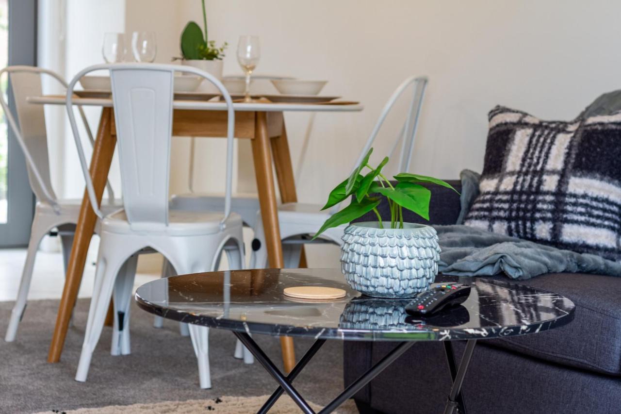 Upper Riccarton Dream - 2 Bed 2 Bath W/Carpark Apartment Christchurch Luaran gambar
